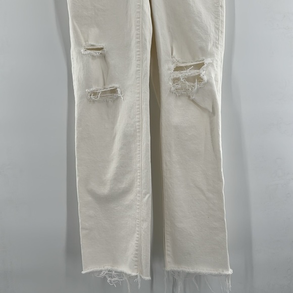 Madewell The Perfect Vintage Straight Jean in Tile White: Ripped-Knee Edition 24 - Picture 6 of 10